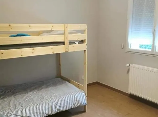 Le Pub * Maurens (Dordogne)